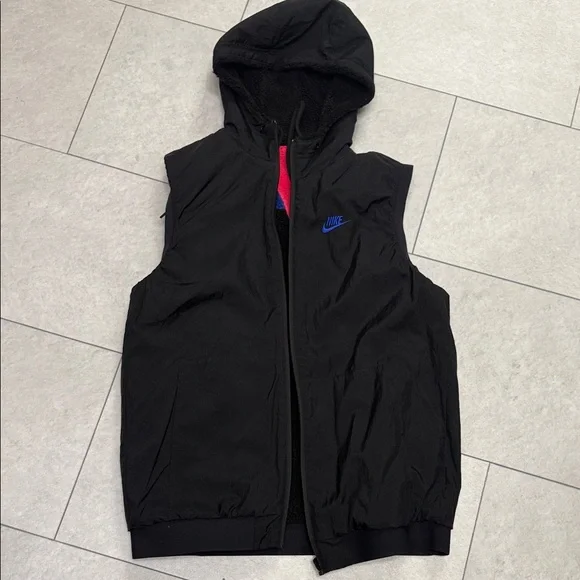 Nike Black and Pink Hooded Vest with Blue Details- M - Picture 4 of 4